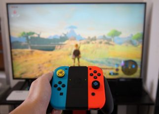 ke vin HuMEdCPM0U unsplash min 322x230 - What to do when you're not playing video games